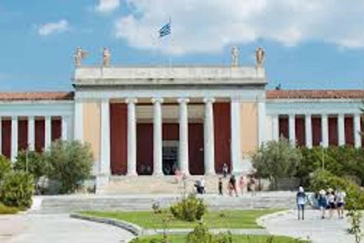 Jupiter Boutique Apartment Next To Athens Museum Esterno foto